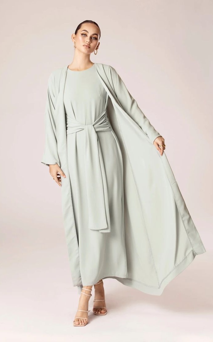 abayas cropped